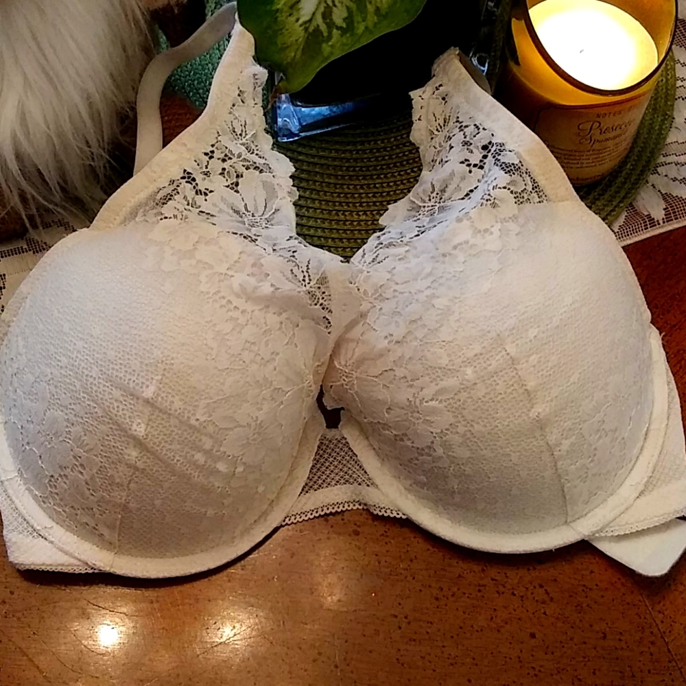 Plunge Coverage Push-Up Bra